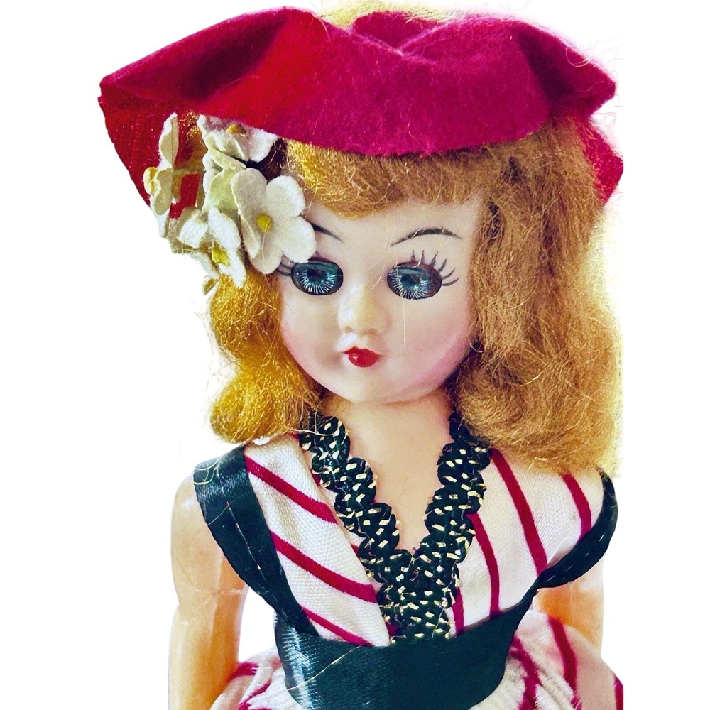 Ginny style 1950s Sleepy Eyes Pouty Lips All Original Hard Plastic Fashion Doll - Picture 2 of 5